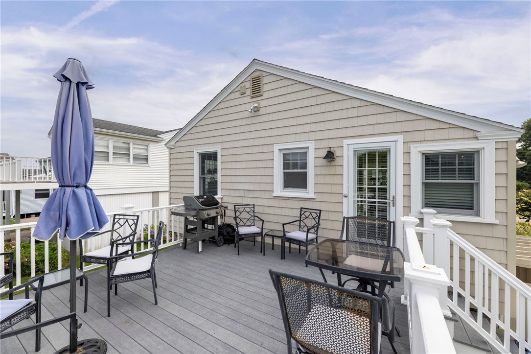 13 Uzzi Avenue Westerly, RI 02891 - Photo 29 of 34