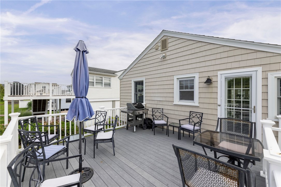 13 Uzzi Avenue Westerly, RI 02891 - Photo 30 of 34