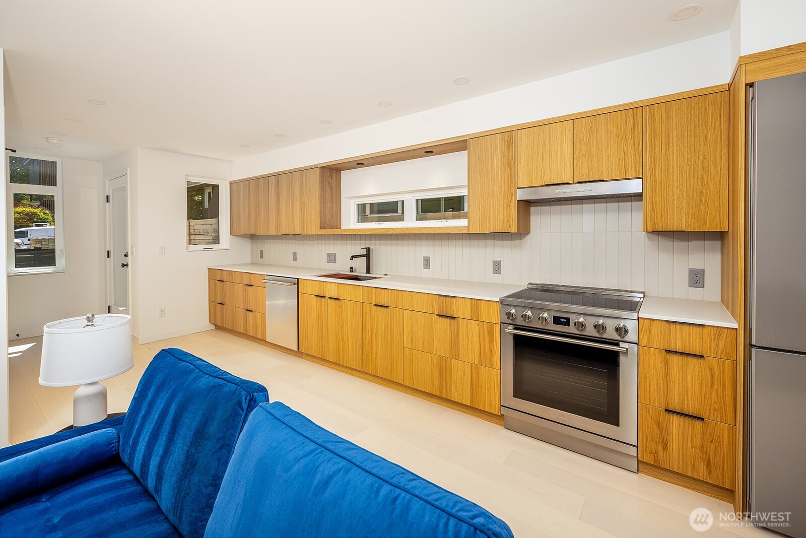 314 Northeast 59th Street Seattle, WA 98105 - Photo 5 of 10