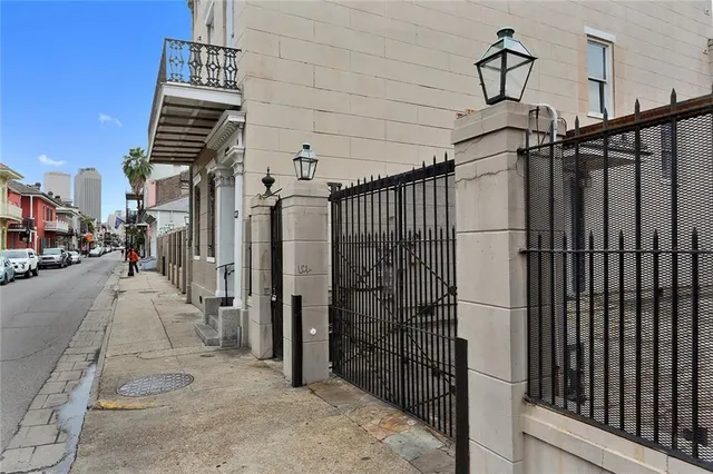 $3,350 | 1029 Bourbon Street, Unit A, New Orleans, LA 70116