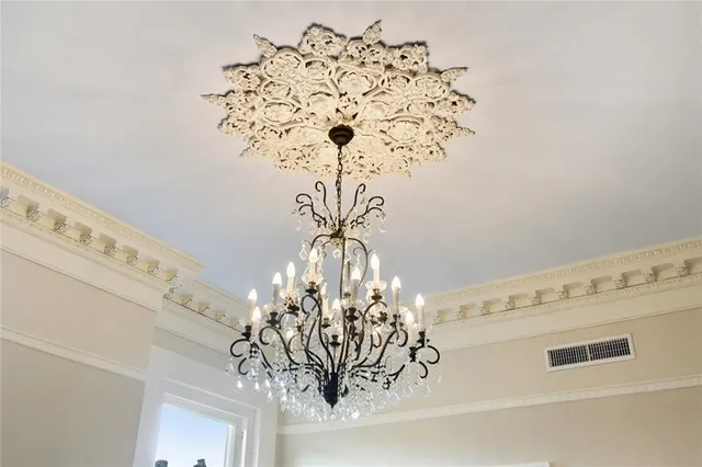 $3,350 | 1029 Bourbon Street, Unit A, New Orleans, LA 70116