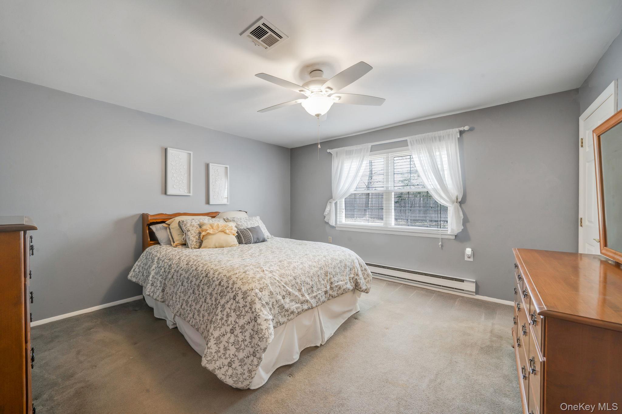 259 Edinburgh Drive Ridge, NY 11961 - Photo 18 of 31