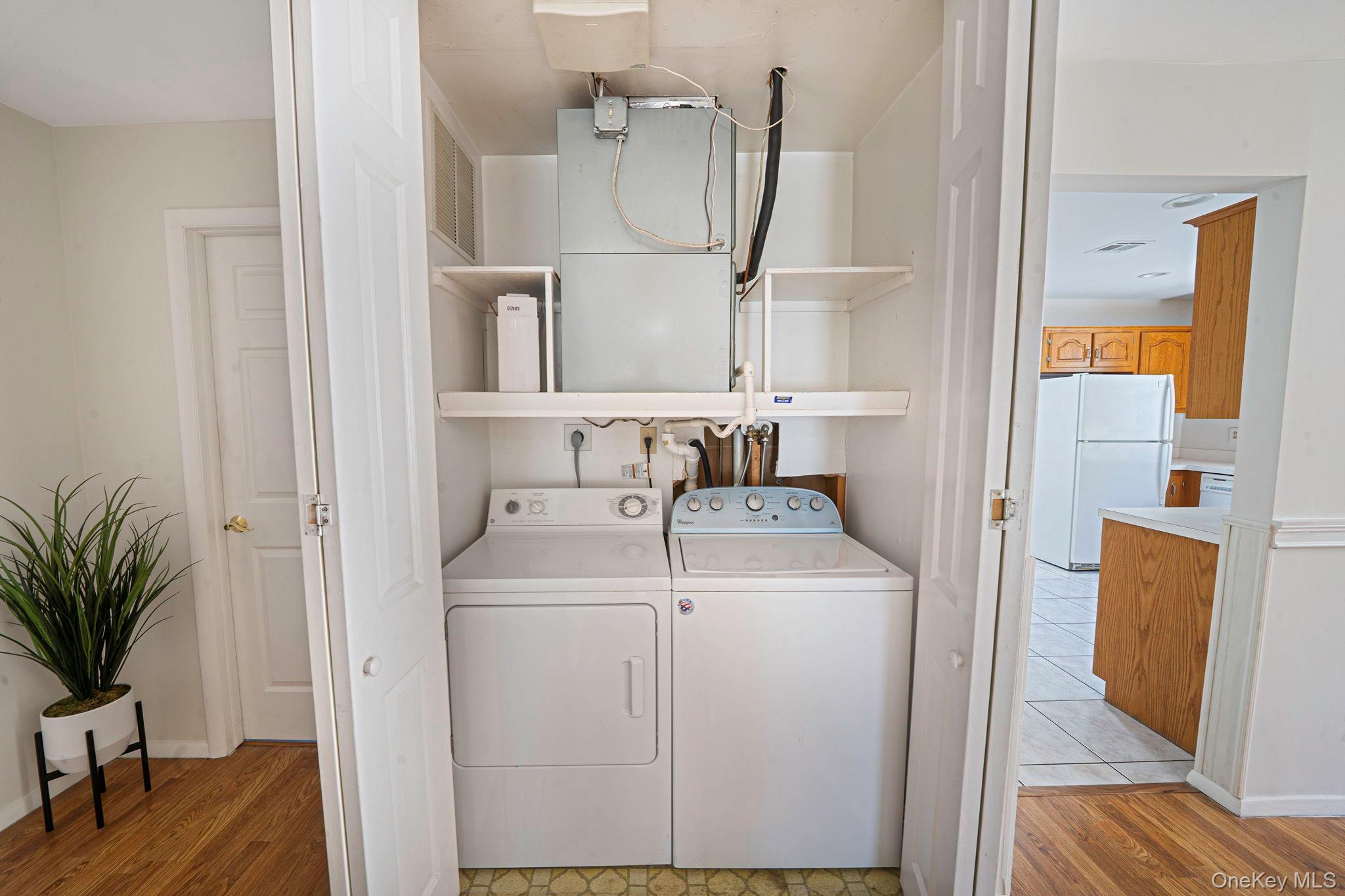 259 Edinburgh Drive Ridge, NY 11961 - Photo 23 of 31