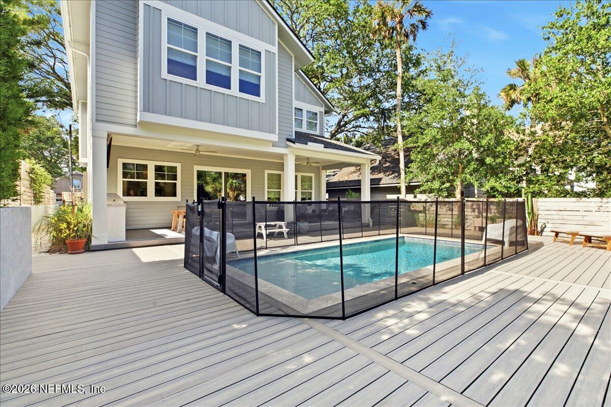 370 8th Street Atlantic Beach, FL 32233 - Photo 29 of 34 pool