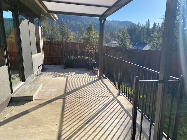 316 Cedar Ridge Cave Junction, OR 97523 - Photo 26 of 47 Back Patio