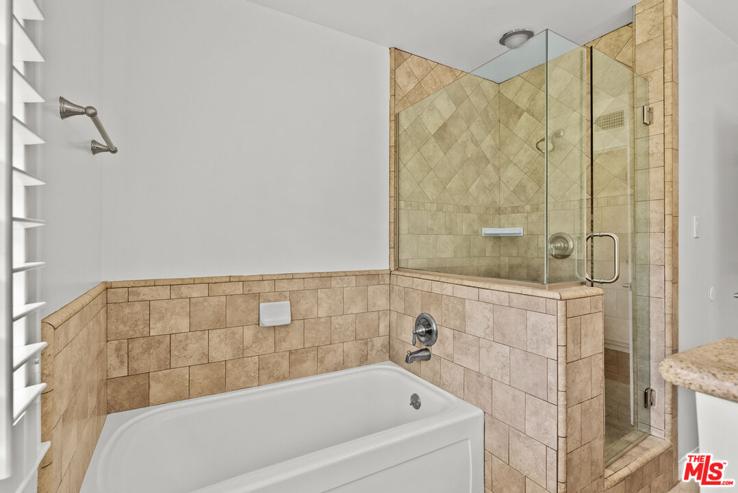 24364 Arcadia Street Newhall, CA 91321 - Photo 26 of 50