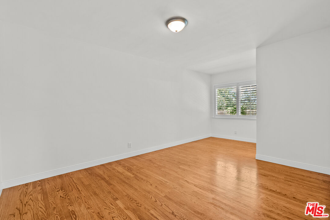24364 Arcadia Street Newhall, CA 91321 - Photo 35 of 50
