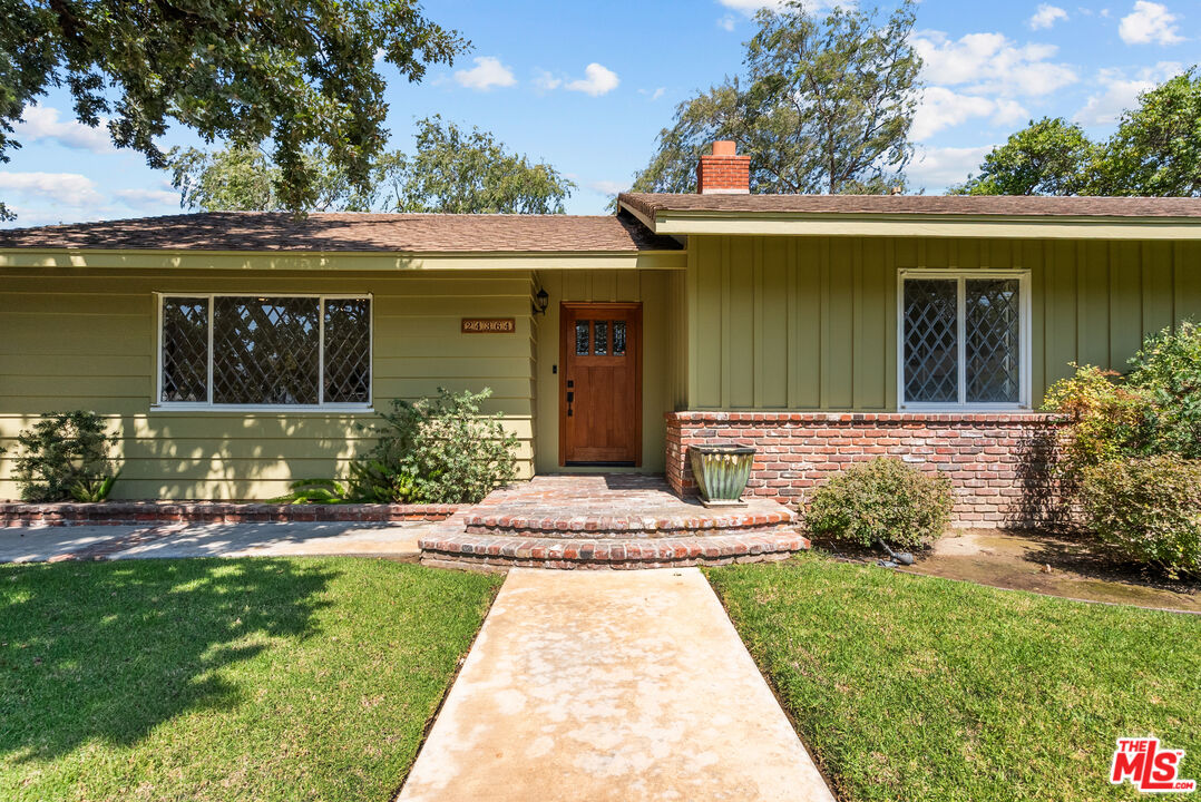 24364 Arcadia Street Newhall, CA 91321 - Photo 44 of 50