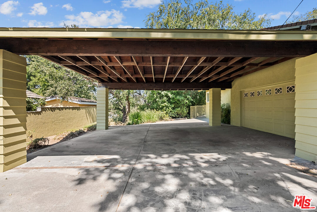 24364 Arcadia Street Newhall, CA 91321 - Photo 46 of 50