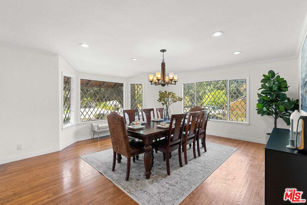 24364 Arcadia Street Newhall, CA 91321 - Photo 5 of 50