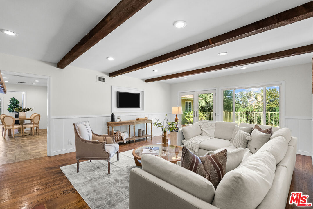24364 Arcadia Street Newhall, CA 91321 - Photo 9 of 50