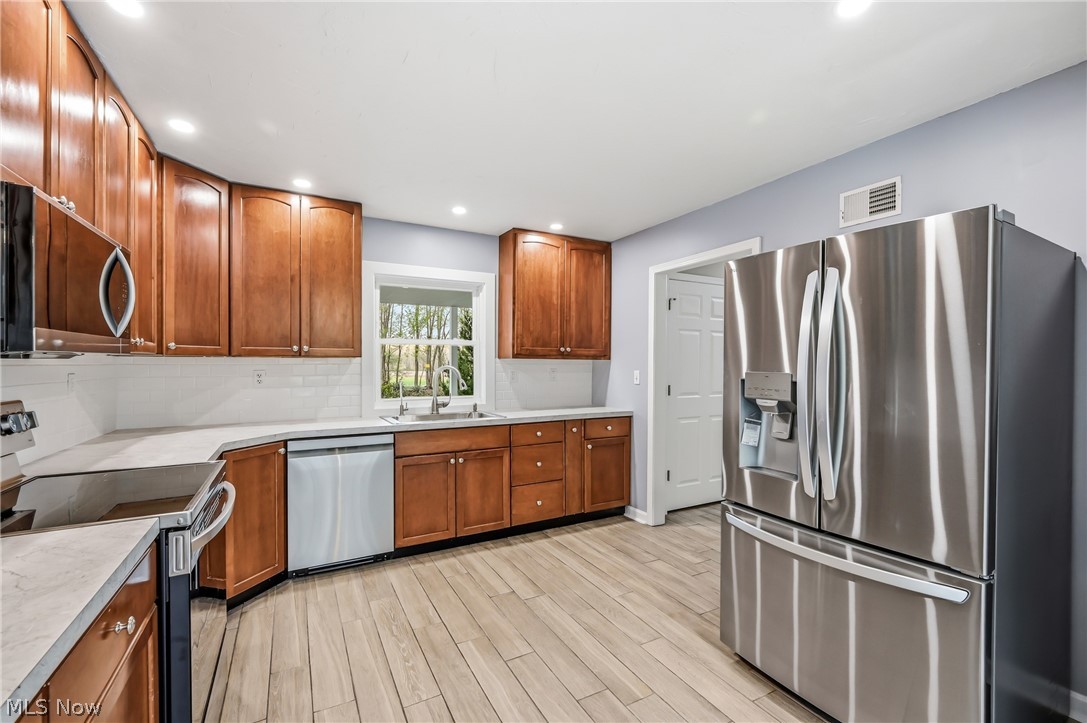 Large spacious kitchen