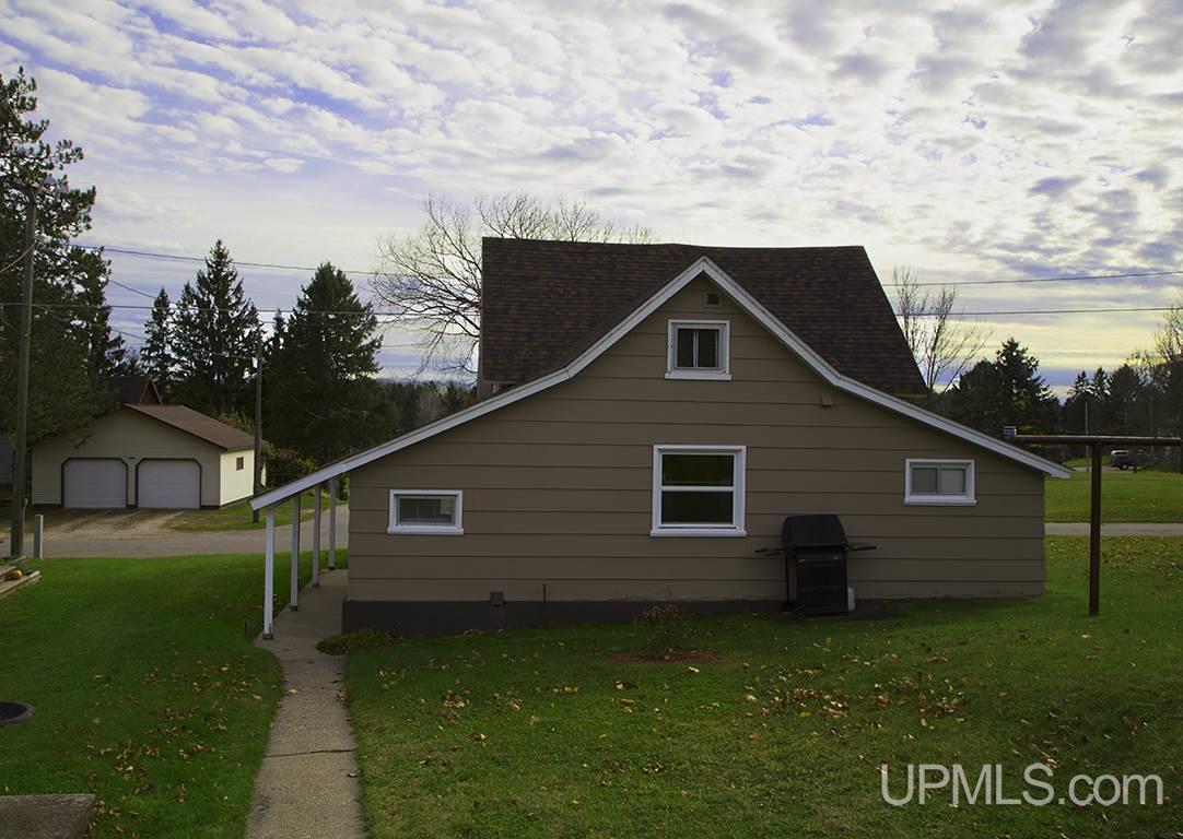 W4664 Main Street Vulcan, MI 49892 - Photo 3 of 12