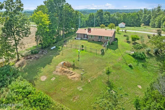 $263,000 | 9466 Barnes Ridge Road, Monroe, TN 38573
