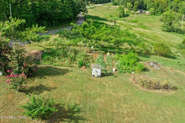 $263,000 | 9466 Barnes Ridge Road, Monroe, TN 38573