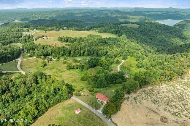 $263,000 | 9466 Barnes Ridge Road, Monroe, TN 38573