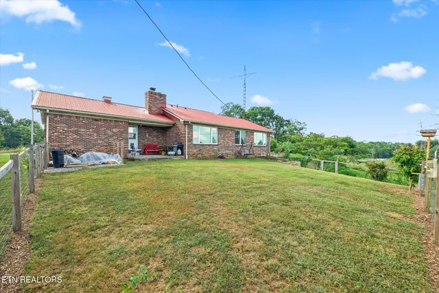 $263,000 | 9466 Barnes Ridge Road, Monroe, TN 38573