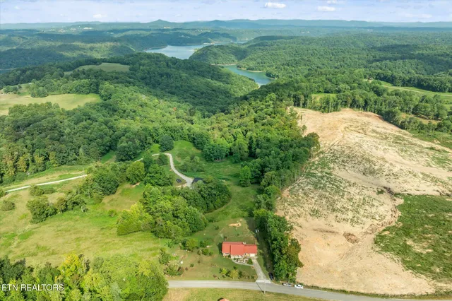 $263,000 | 9466 Barnes Ridge Road, Monroe, TN 38573