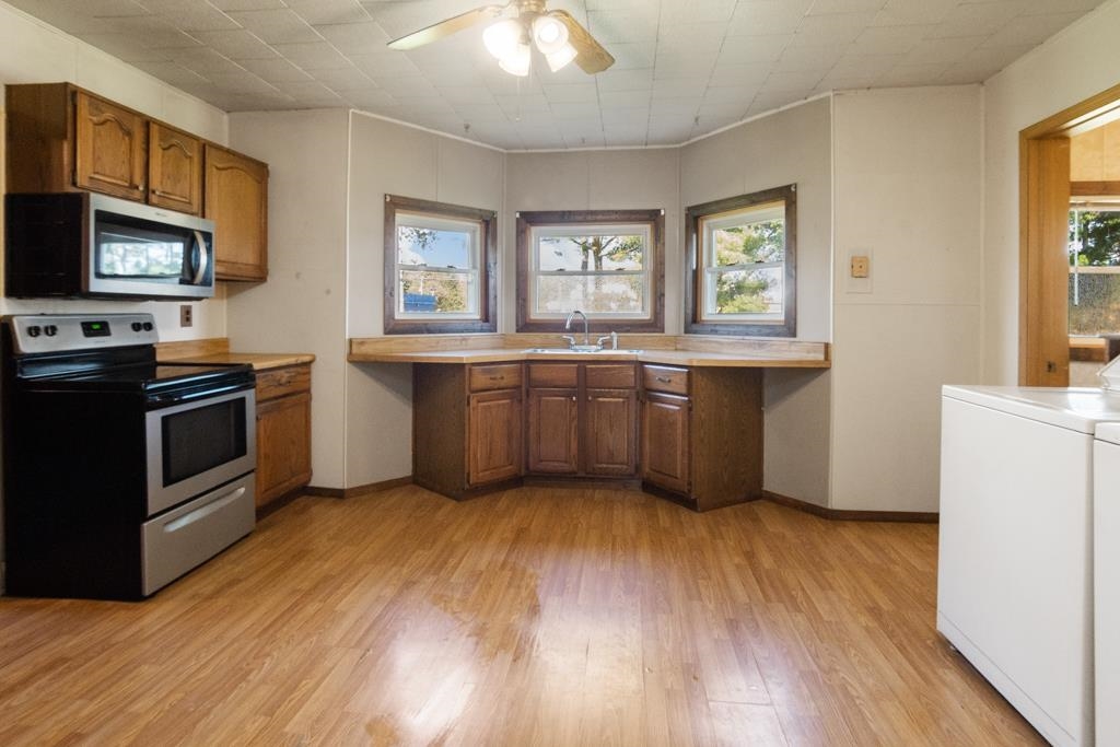 210 North Oak Street Crivitz, WI 54114 - Photo 5 of 45