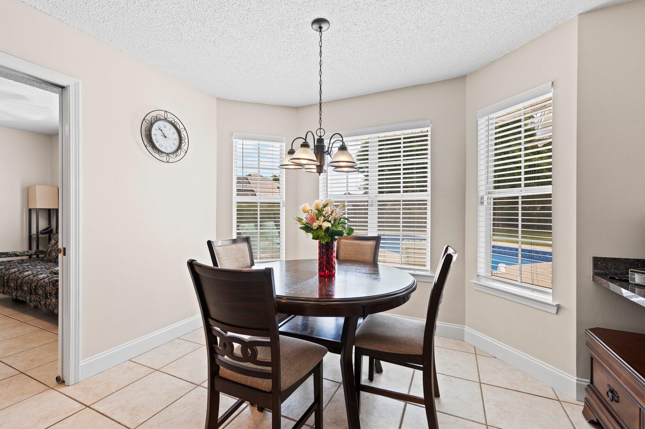 151 Ferry Road Northeast Fort Walton Beach, FL 32548 - Photo 24 of 95 Eat in Breakfast Nook