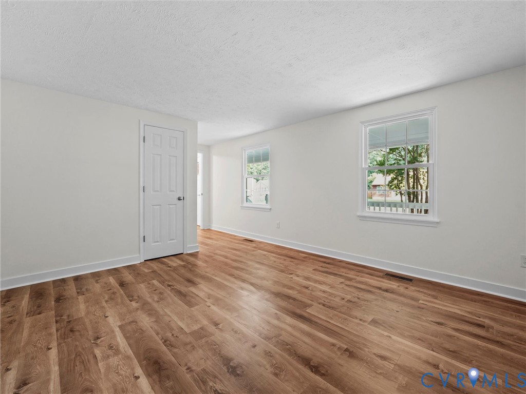 9818 Brenspark Road Chesterfield, VA 23832 - Photo 7 of 33