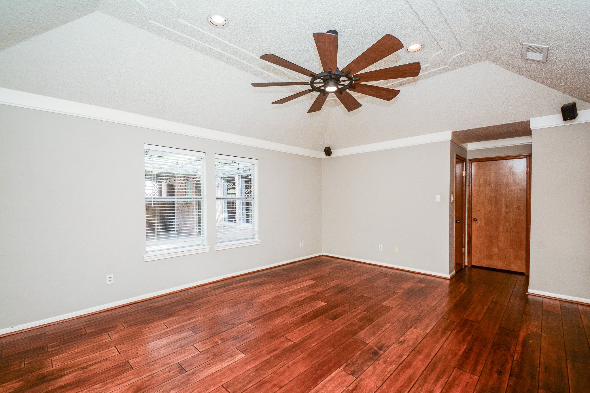 5511 Nodaway Lane Spring, TX 77379 - Photo 20 of 33