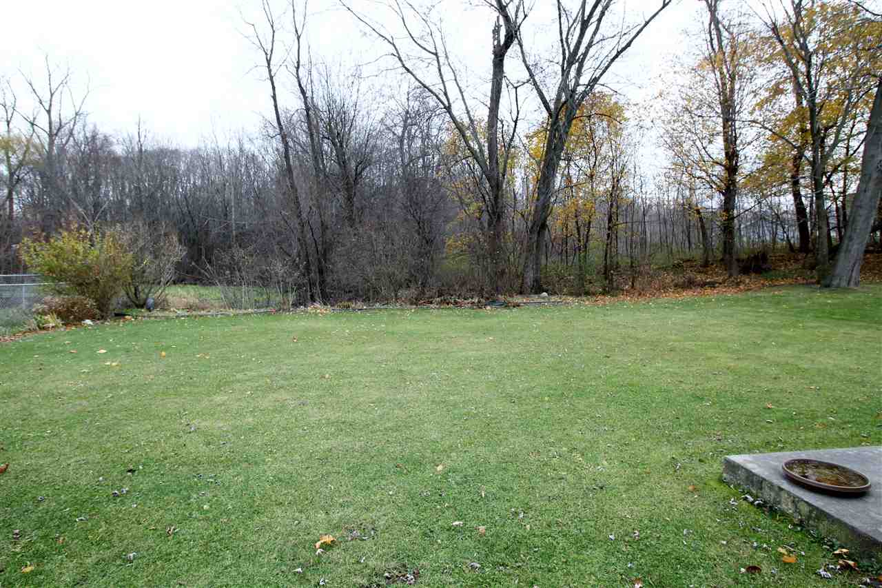 2604 Locust Road South Bend, IN 46614 - Photo 9 of 22 Gallery Image 9