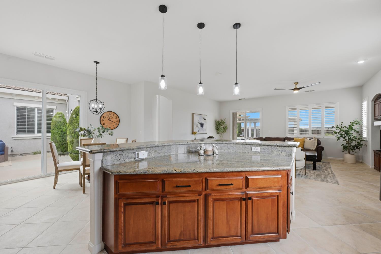 8537 Bridgestone Crescent Road Roseville, CA 95747 - Photo 18 of 64