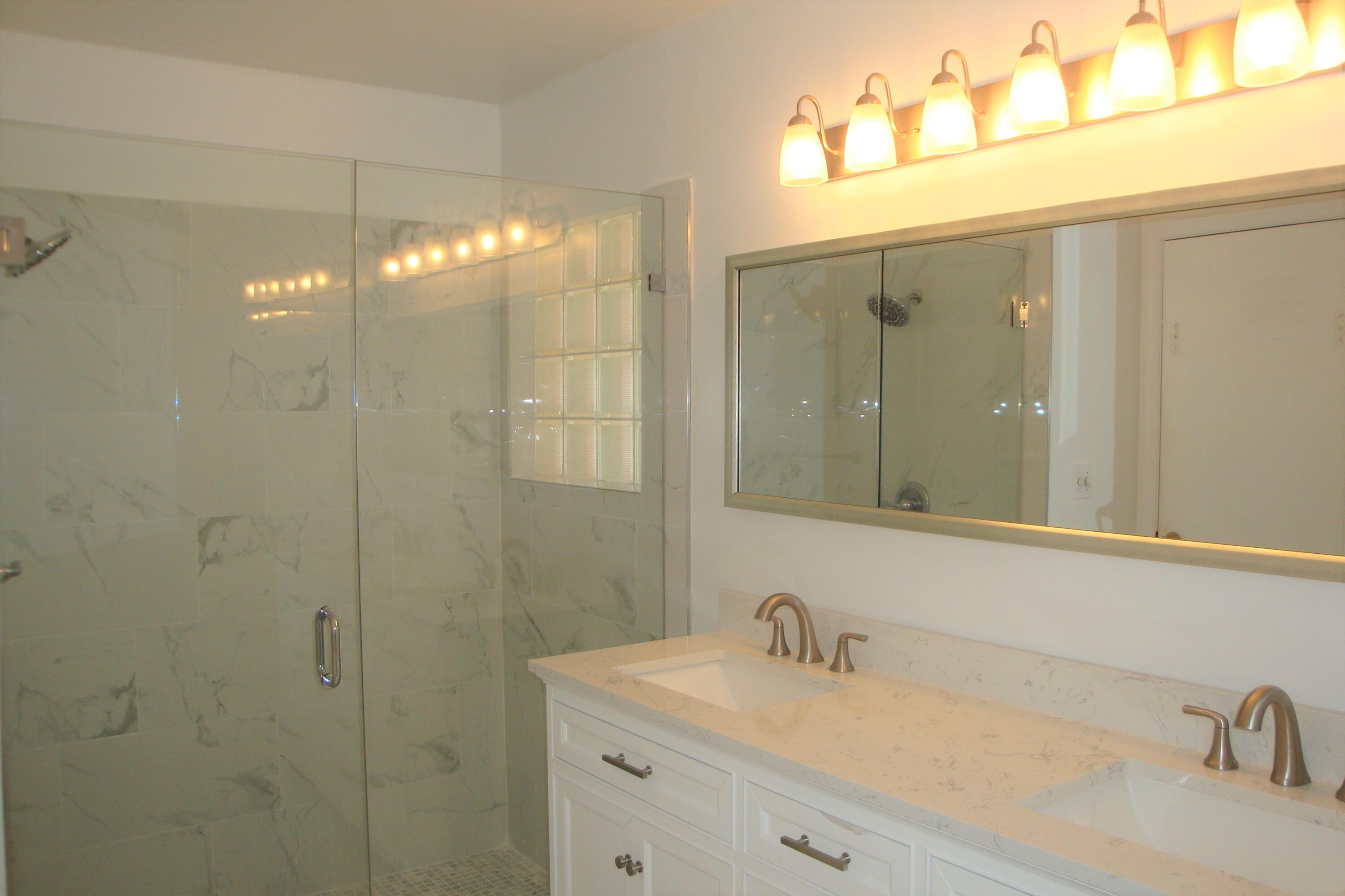 7339 Michigan Isle Road Lake Worth, FL 33467 - Photo 16 of 26 Frameless Shower Door