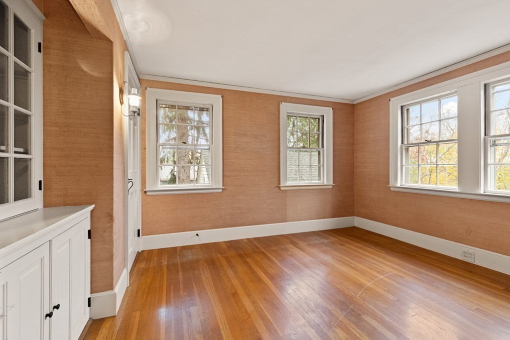 10 Laneton Way Reading, MA 01867 - Photo 21 of 31