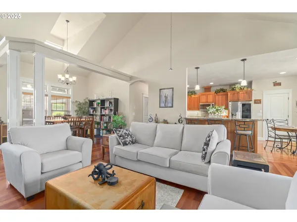 $650,000 | 2610 Crowther Drive, Eugene, OR 97404