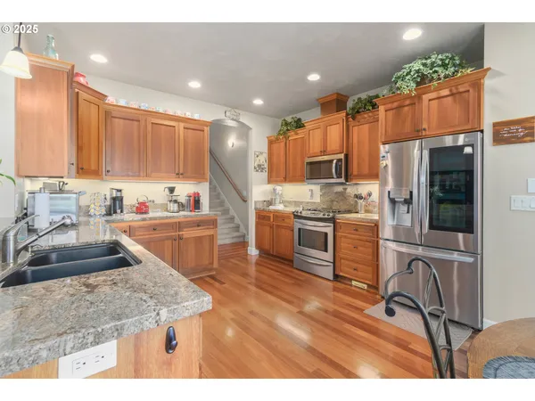 $650,000 | 2610 Crowther Drive, Eugene, OR 97404