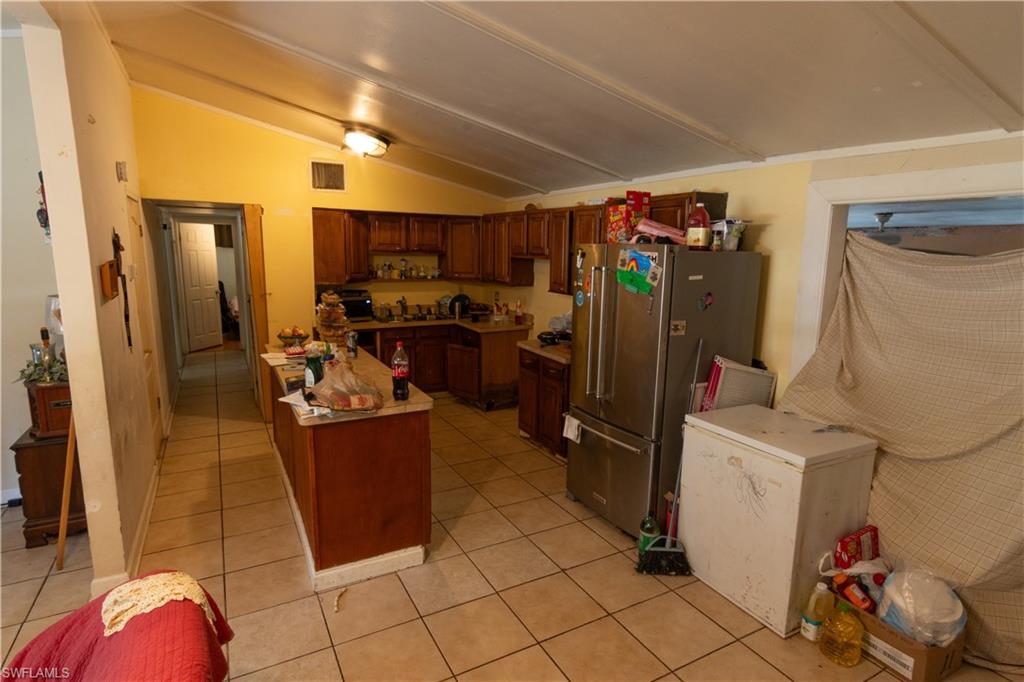 3750 Guilford Road Naples, FL 34112 - Photo 10 of 22 Gallery Image 10