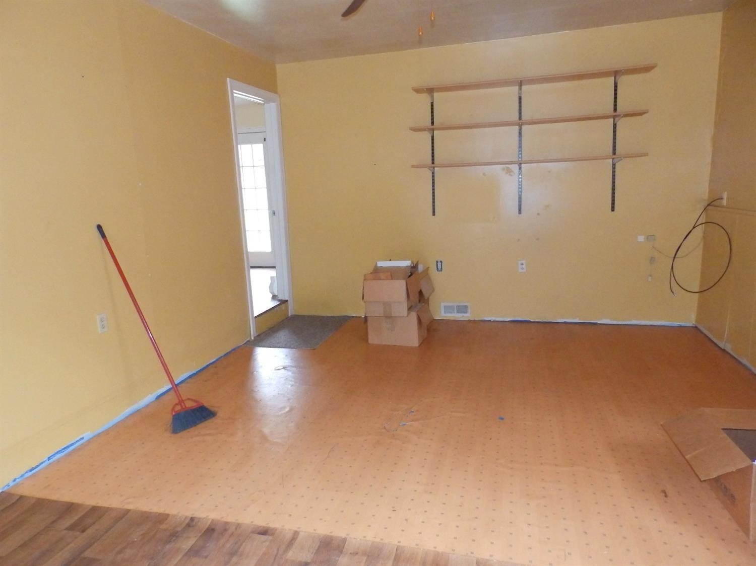 1727 West Little Garner Road Ashland, KY 41102 - Photo 9 of 16 Photo 9