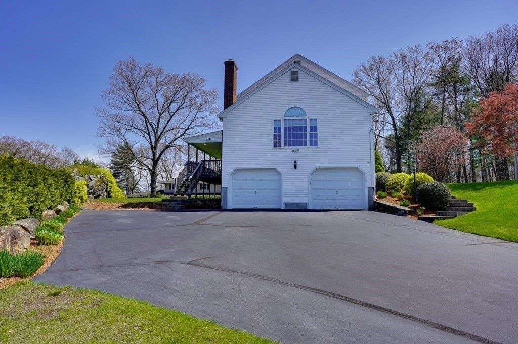 31 Hickory Lane Hudson, MA 01749 - Photo 5 of 42