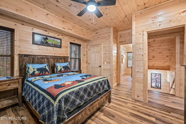 $789,000 | 2184 Beach Front Drive, Sevierville, TN 37876