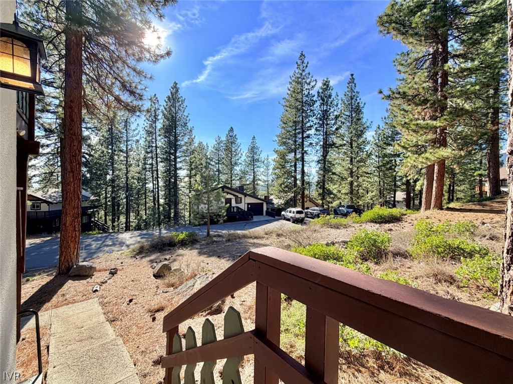 1117 Lucerne Way Incline Village, NV 89451 - Photo 9 of 36 Entry steps