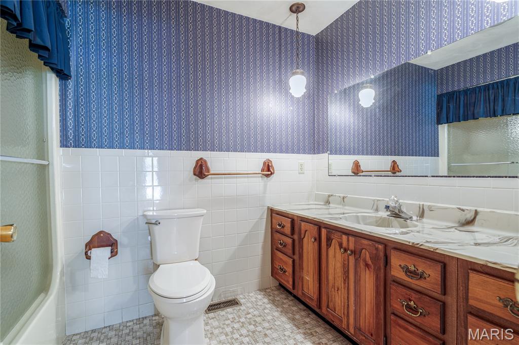 2507 Morrison Road Granite City, IL 62040 - Photo 22 of 53