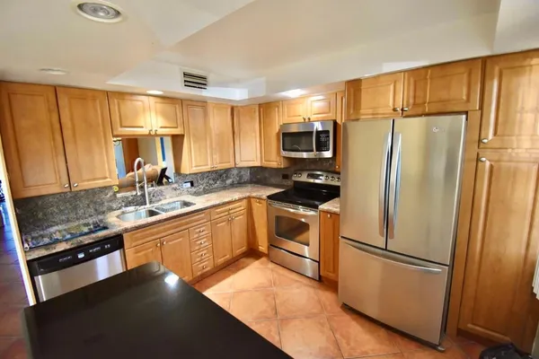 $135,000 | 4301 Martinique Circle, Unit K1, Coconut Creek, FL 33066