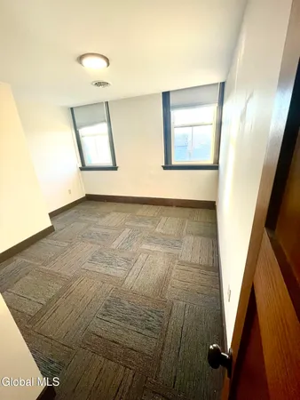 $2,400 | 34 William Street, Unit 402, Mechanicville, NY 12118