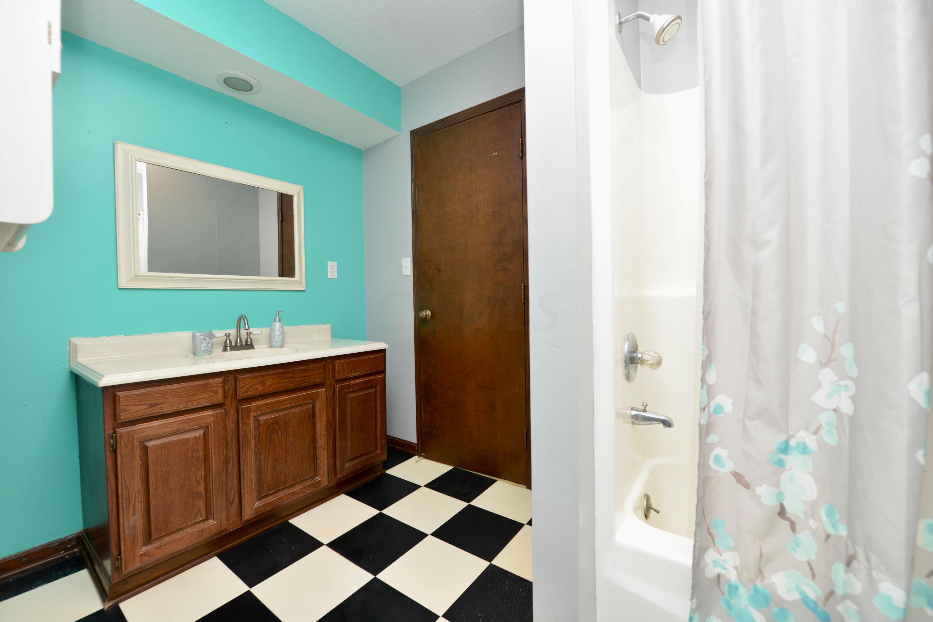 9868 Catt Road Newark, OH 43055 - Photo 36 of 54 Gallery Image 36