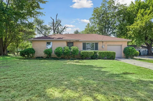 $199,000 | 252 East Main Street, Van, TX 75790