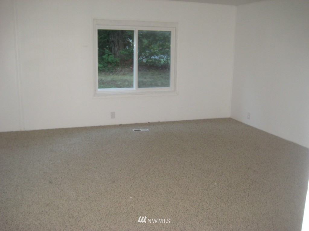 15280 Rosemary Loop Road Southeast Olalla, WA 98359 - Photo 13 of 18 Gallery Image 13