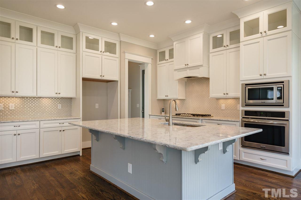 611 Sasser Street Raleigh, NC 27604 - Photo 6 of 24