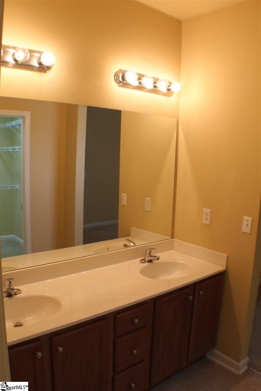116 Bascom Court Greer, SC 29650 - Photo 15 of 20 Gallery Image 15
