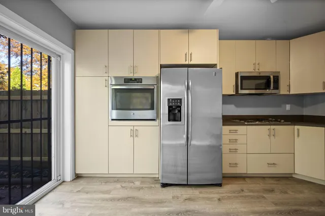 $285,000 | 738 McHenry Street, Baltimore, MD 21230