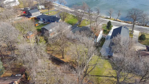 $1,375,000 | 1082 West Lake Drive, Detroit Lakes, MN 56501