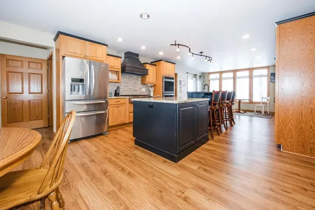 $1,490,000 | 1082 West Lake Drive, Detroit Lakes, MN 56501