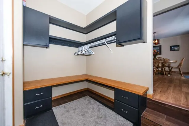 $1,490,000 | 1082 West Lake Drive, Detroit Lakes, MN 56501