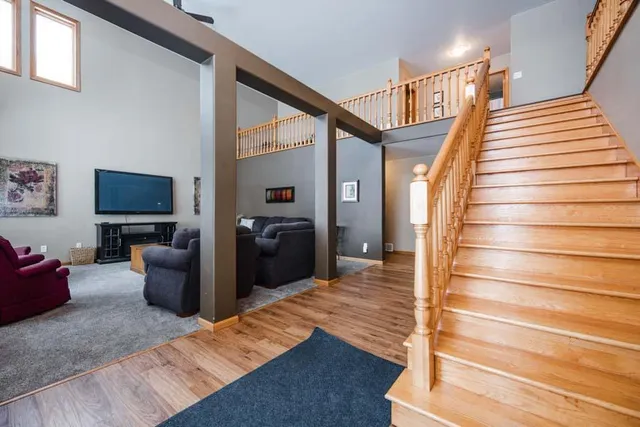 $1,490,000 | 1082 West Lake Drive, Detroit Lakes, MN 56501